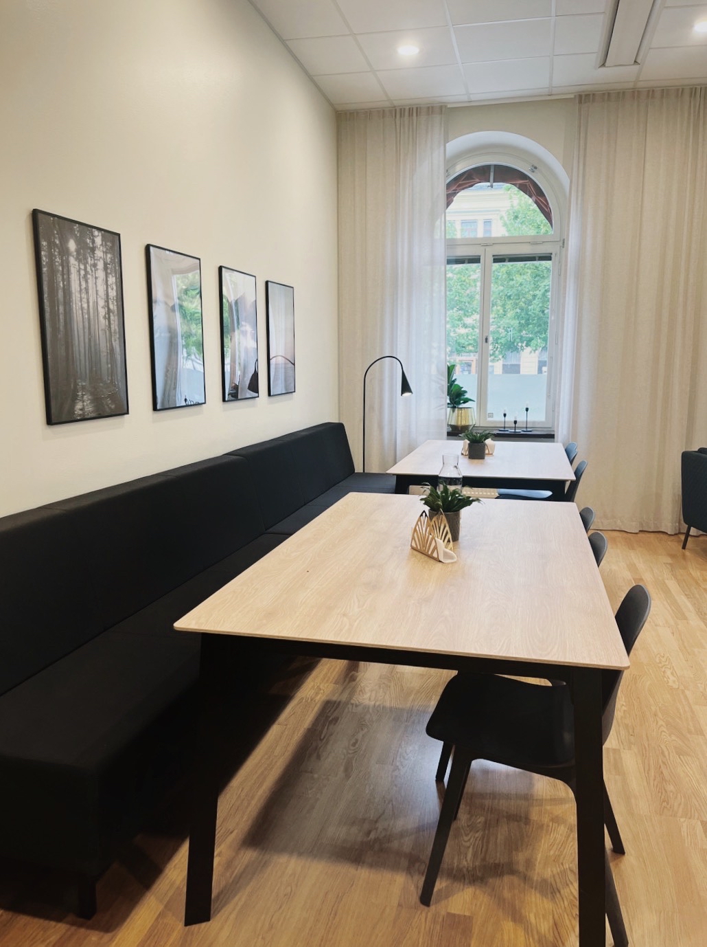 Bord och stolar på Visionite Sundsvall