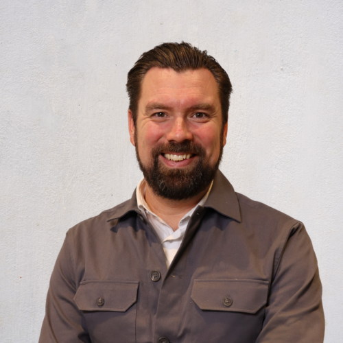 Fredrik Bardon Vice President Operations (VPO)